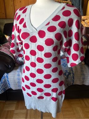 Grey V-Neck Polka Dot Sweater with Pink Dots Size Medium